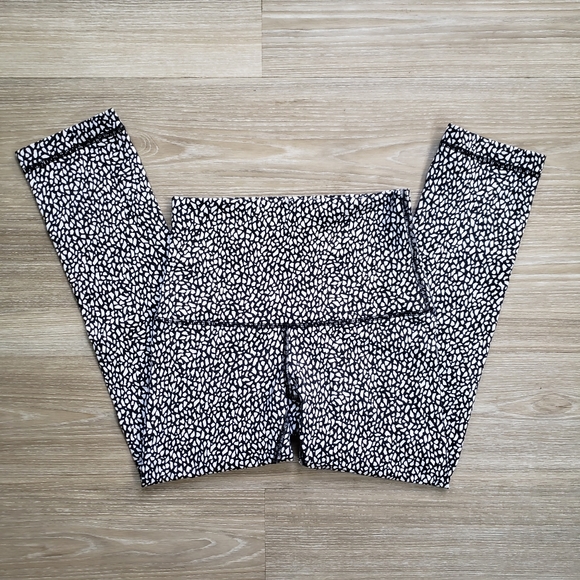 Lululemon Wunder Under Crop (Hi-Rise) Rare Mosaic - Picture 6 of 12